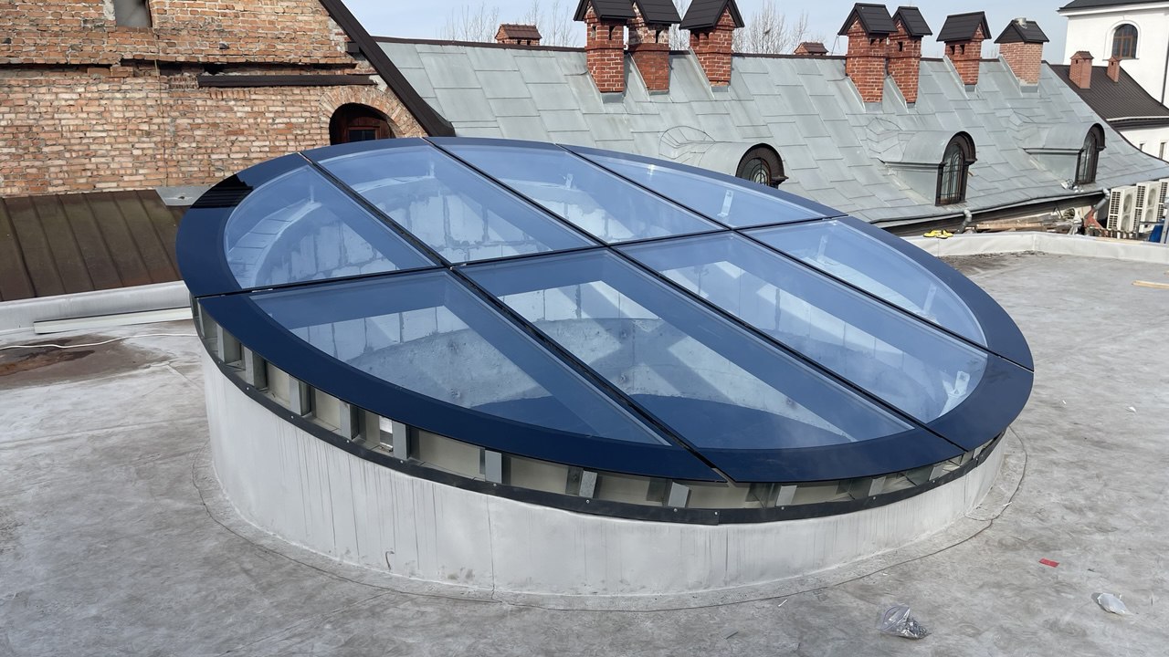 Anti-aircraft lantern above the altar in the monastery of St. Onufriy (Lviv)